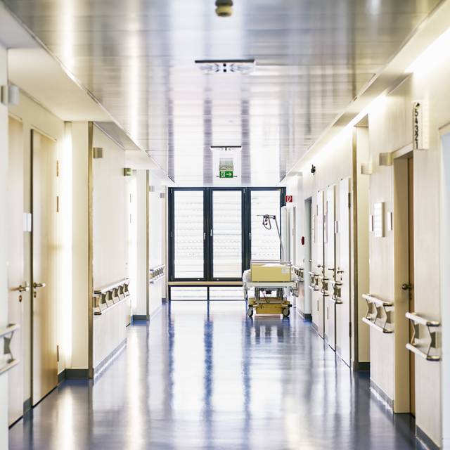 Blick ins Krankenhaus (Symbolbild).