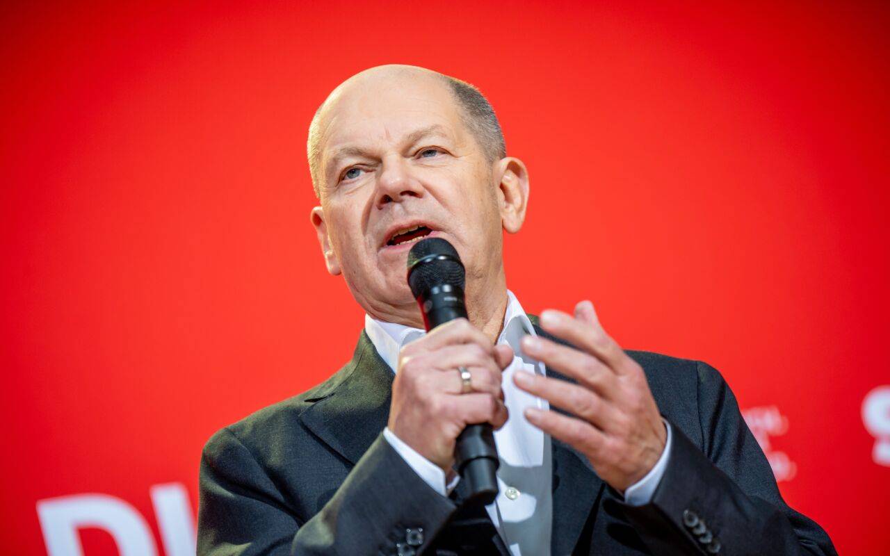 Bundeskanzler Olaf Scholz spricht im Rahmen einer Pressekonferenz