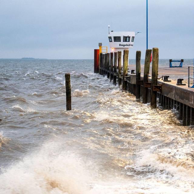 Stürmisches Wetter im Norden - Dagebüll