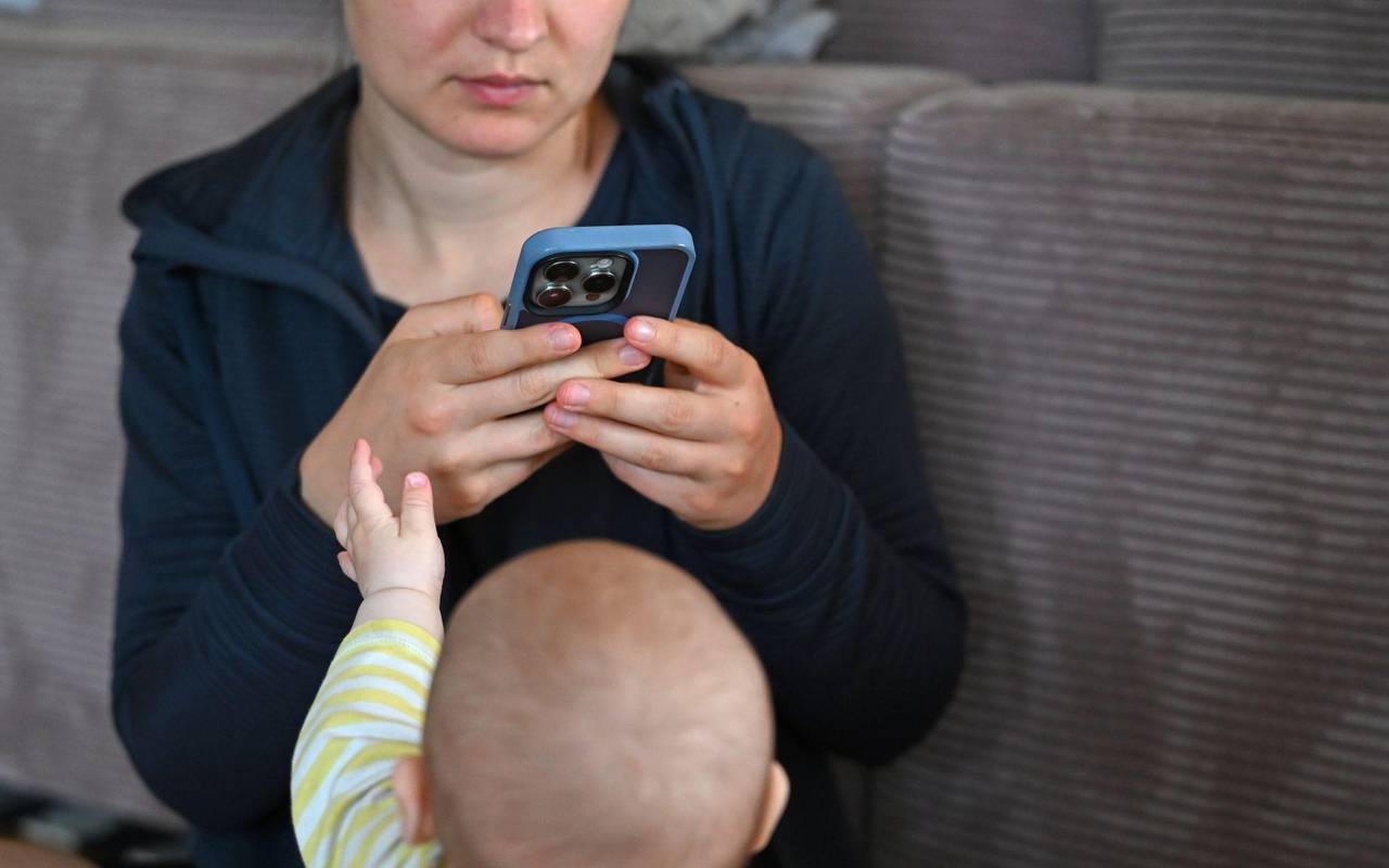 Alltag Mutter mit Baby