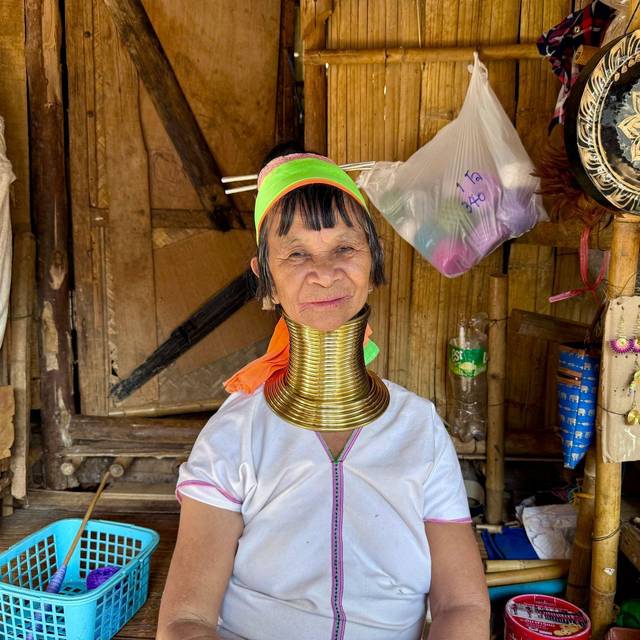 Langhalsfrauen - «Long Neck Karen» - im Norden Thailands