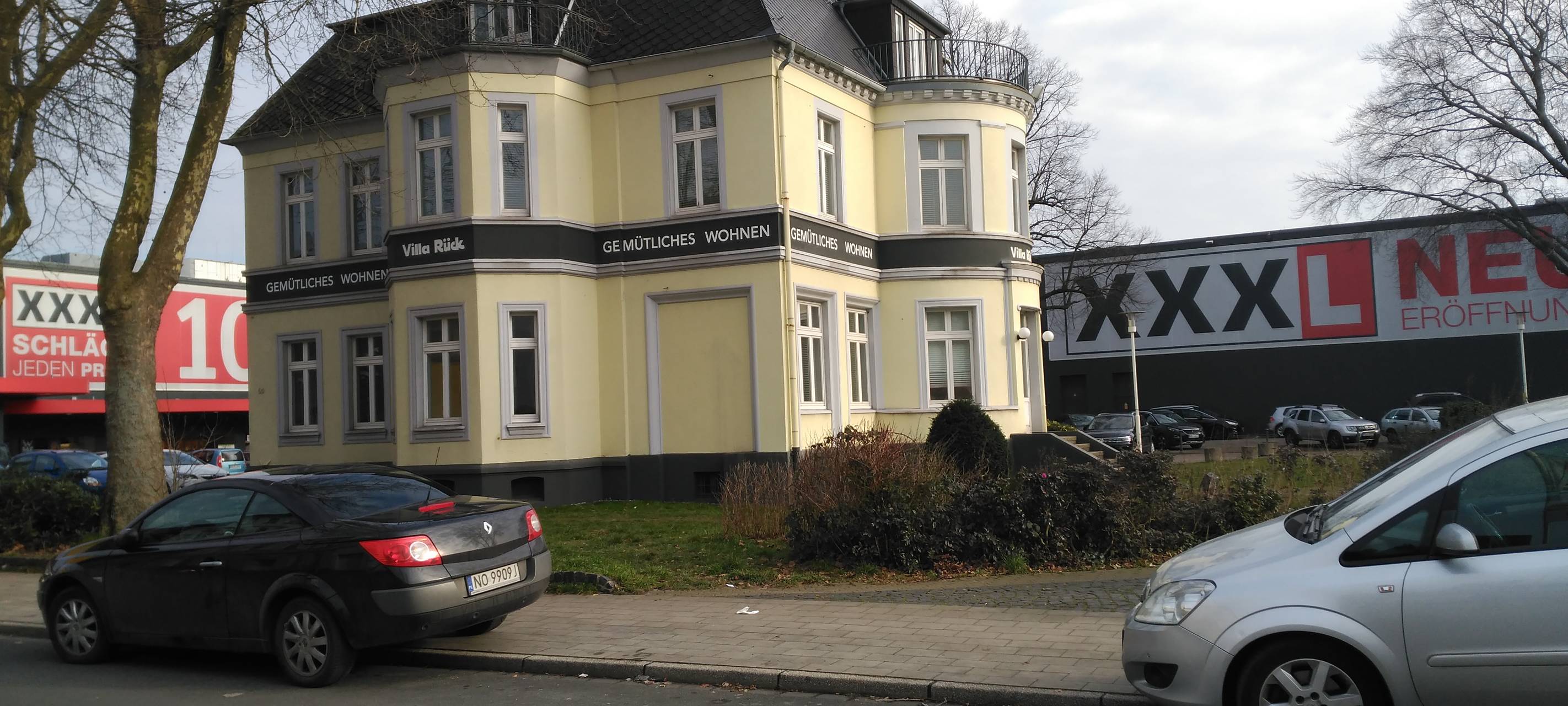 Villa Rück am Möbelhaus XXXLutz Rück