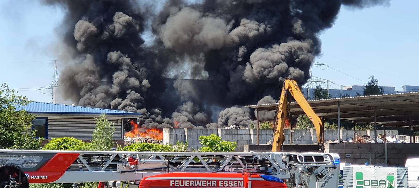 Nachlöscharbeiten in Essen