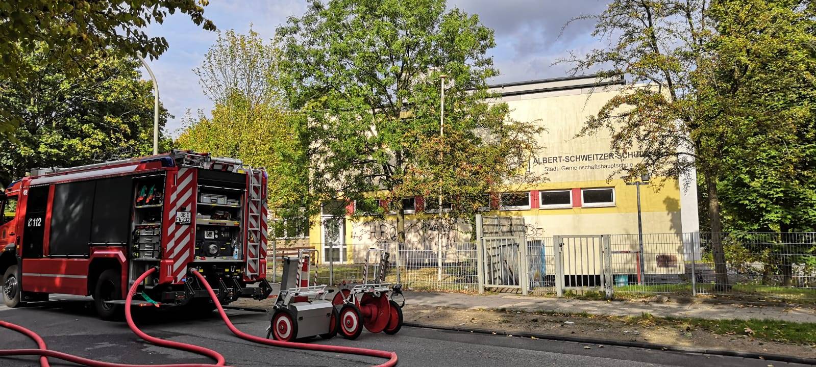 Albert-Schweitzer-Schule in Flammen