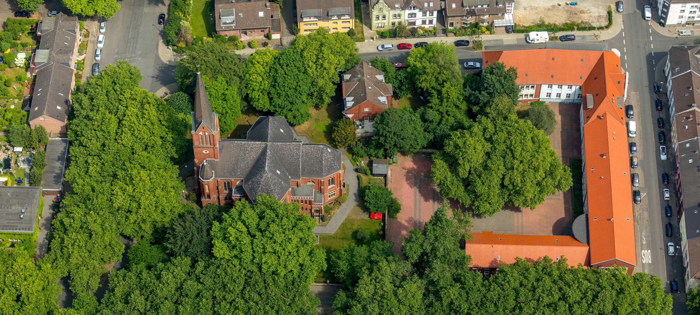 Chorleiter stirbt nach Weihnachtskonzert in Lutherkirche