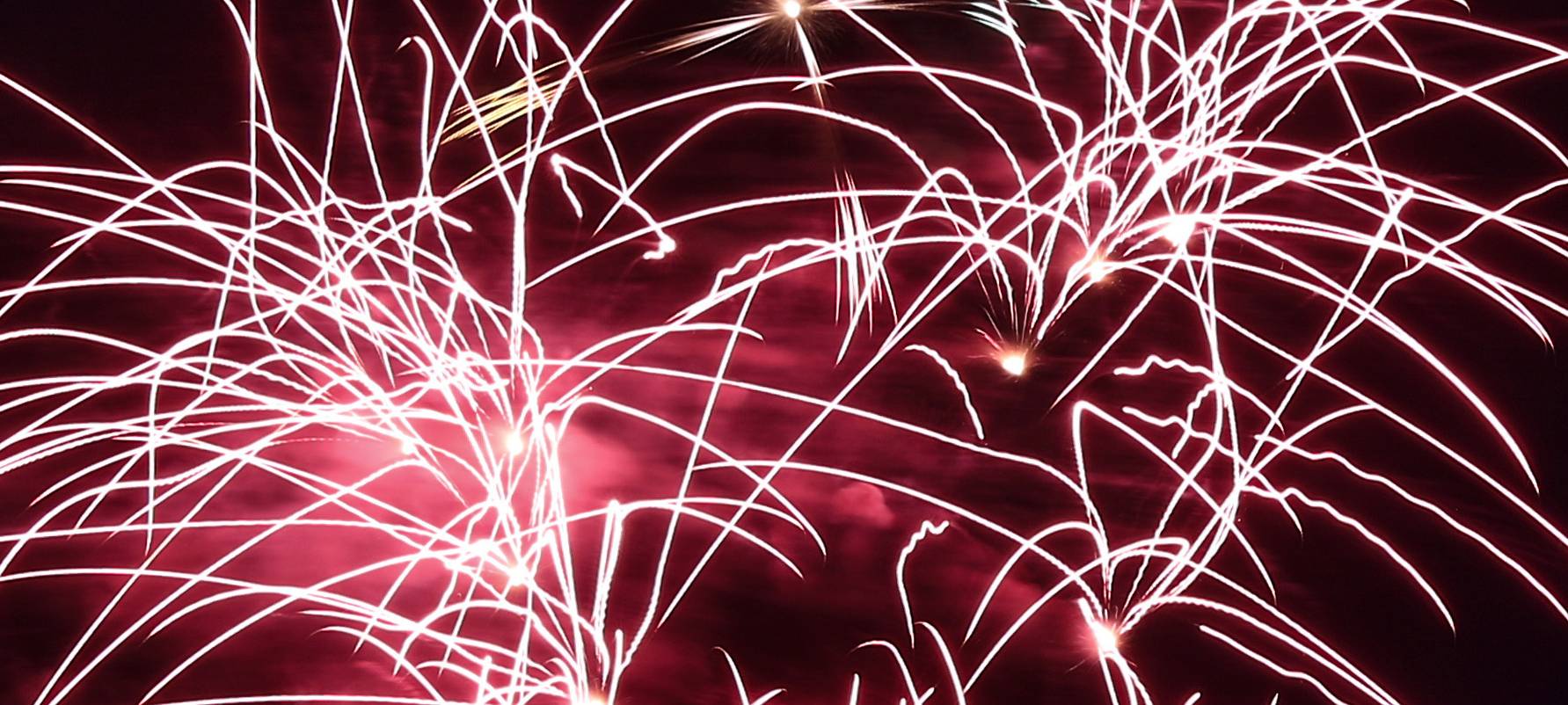 Busse und Bahnen fahren zum Jahreswechsel anders