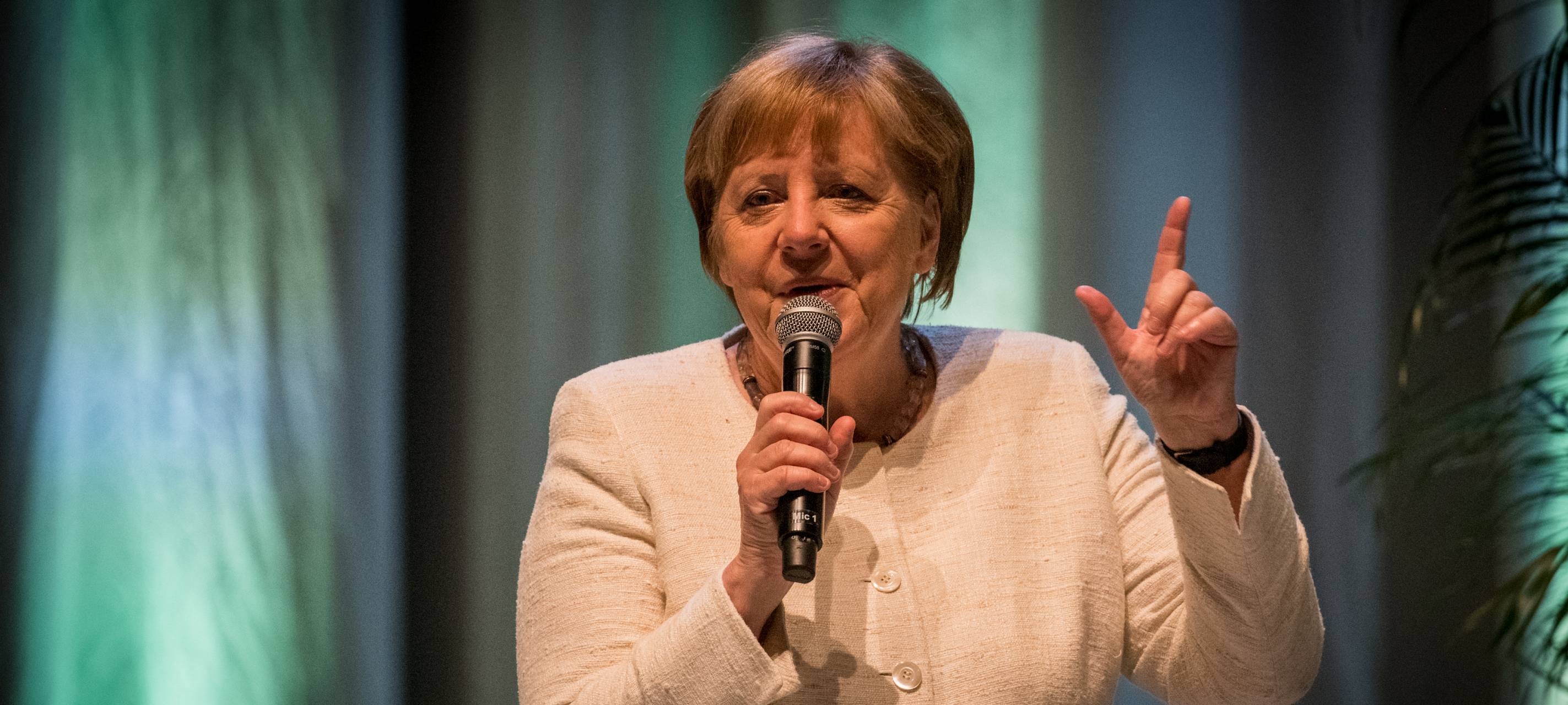 Bundeskanzlerin eröffnet Ausstellung auf Zollverein