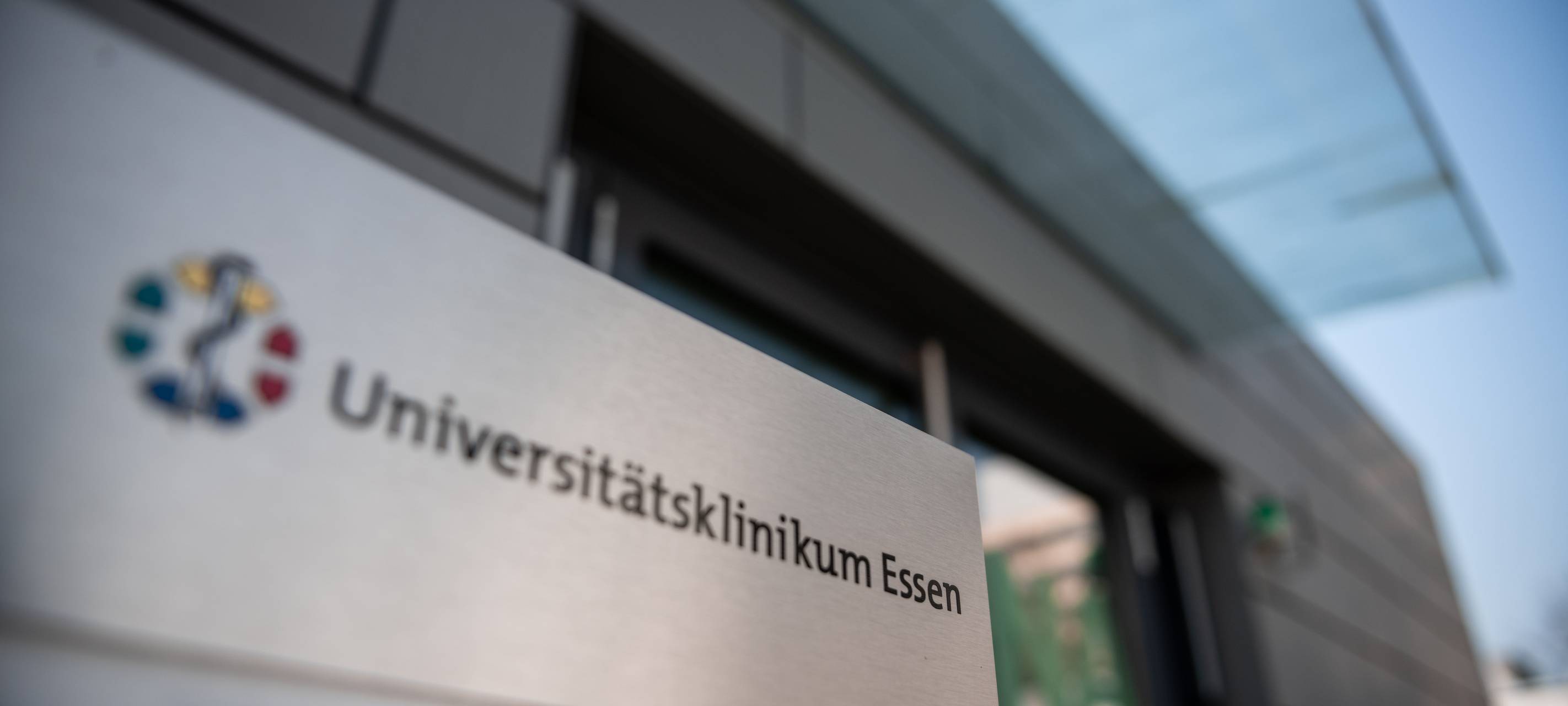 Hubschrauber bringt Corona-Patienten