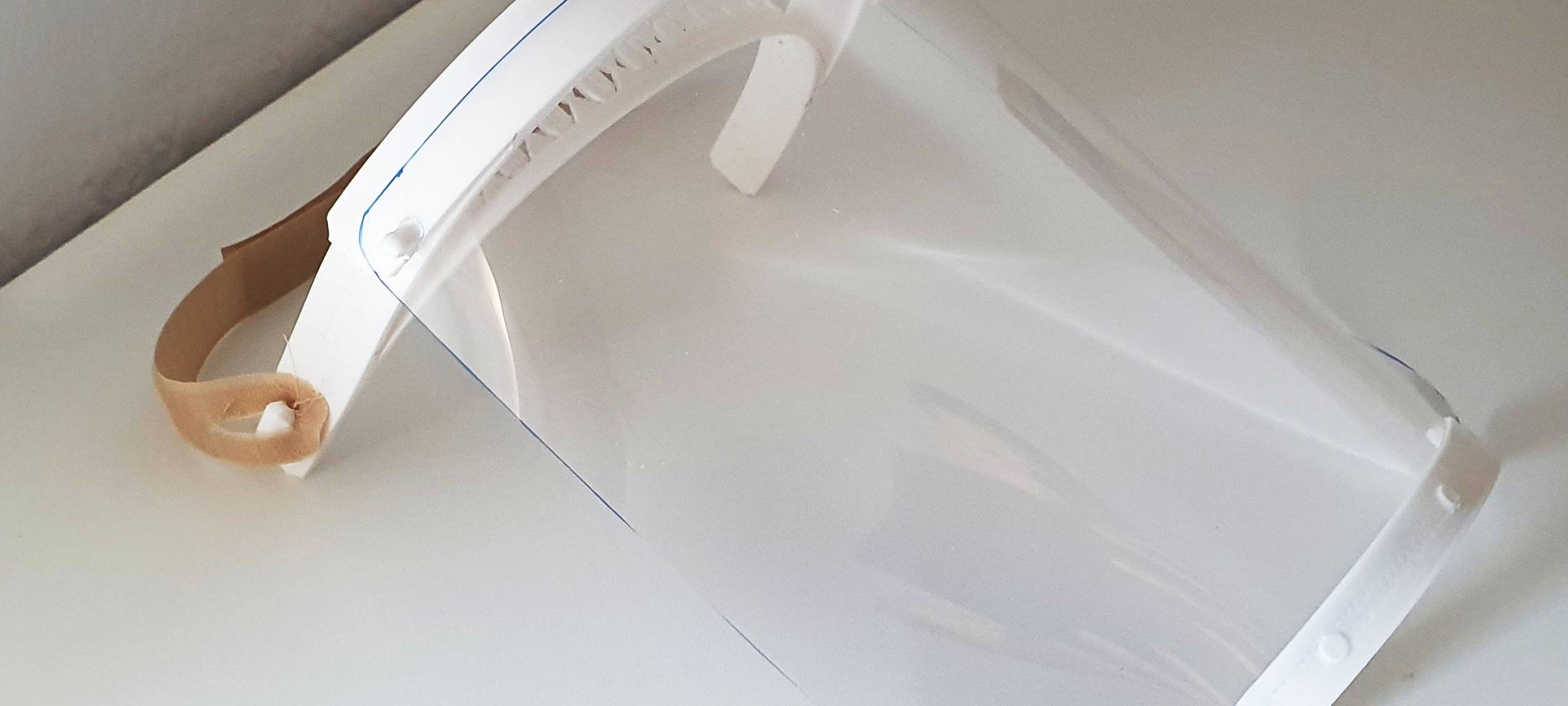 Uni Duisburg-Essen druckt Sichtschutzmasken