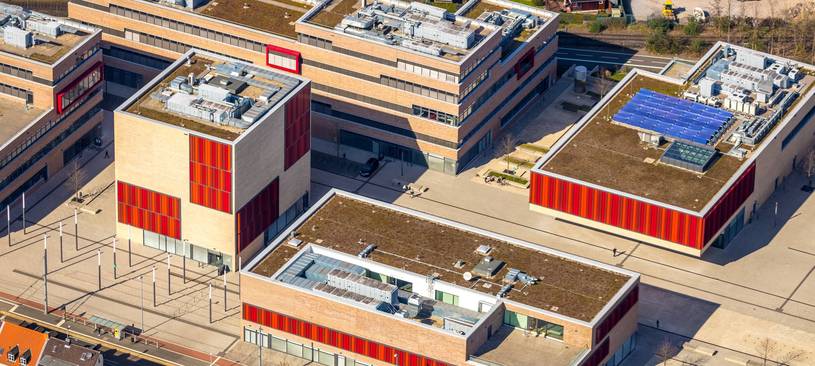 HRW meistert digitales Semester