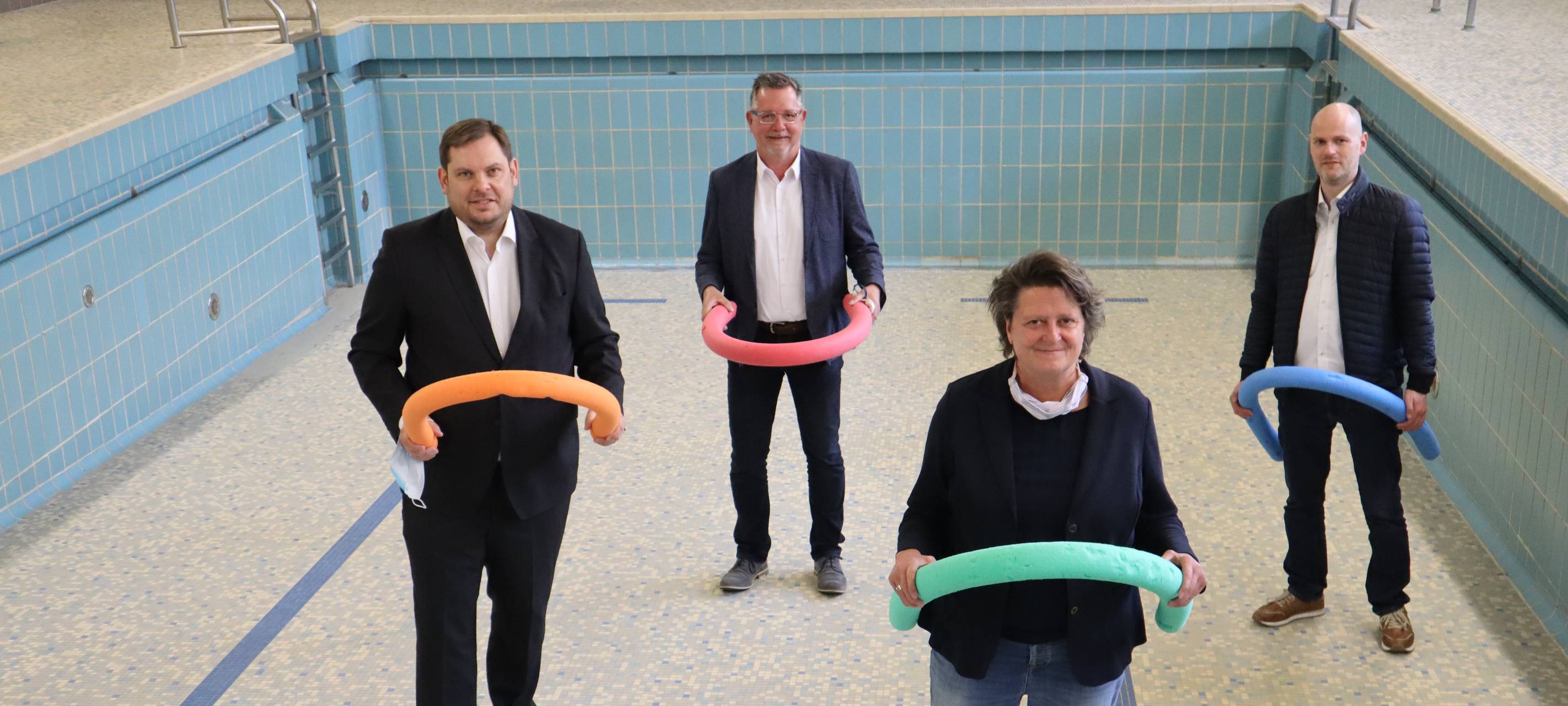 Stadt saniert Lehrschwimmbecken für mehrere Millionen Euro