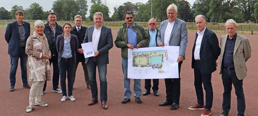Millionenförderung für Sportanlage in Holten