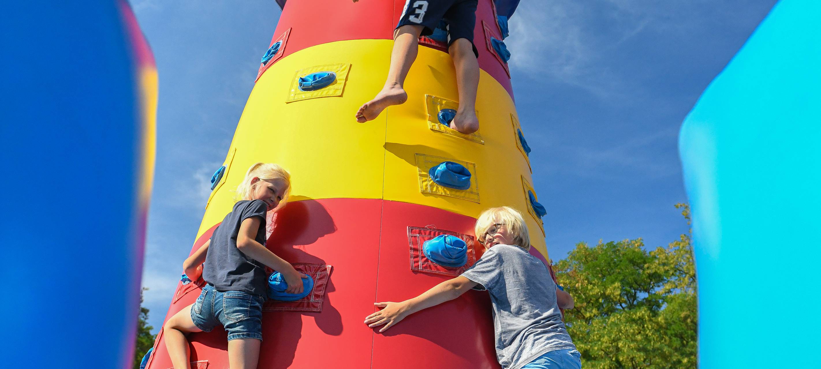 XXL-Hüpfburgen in Osterfeld