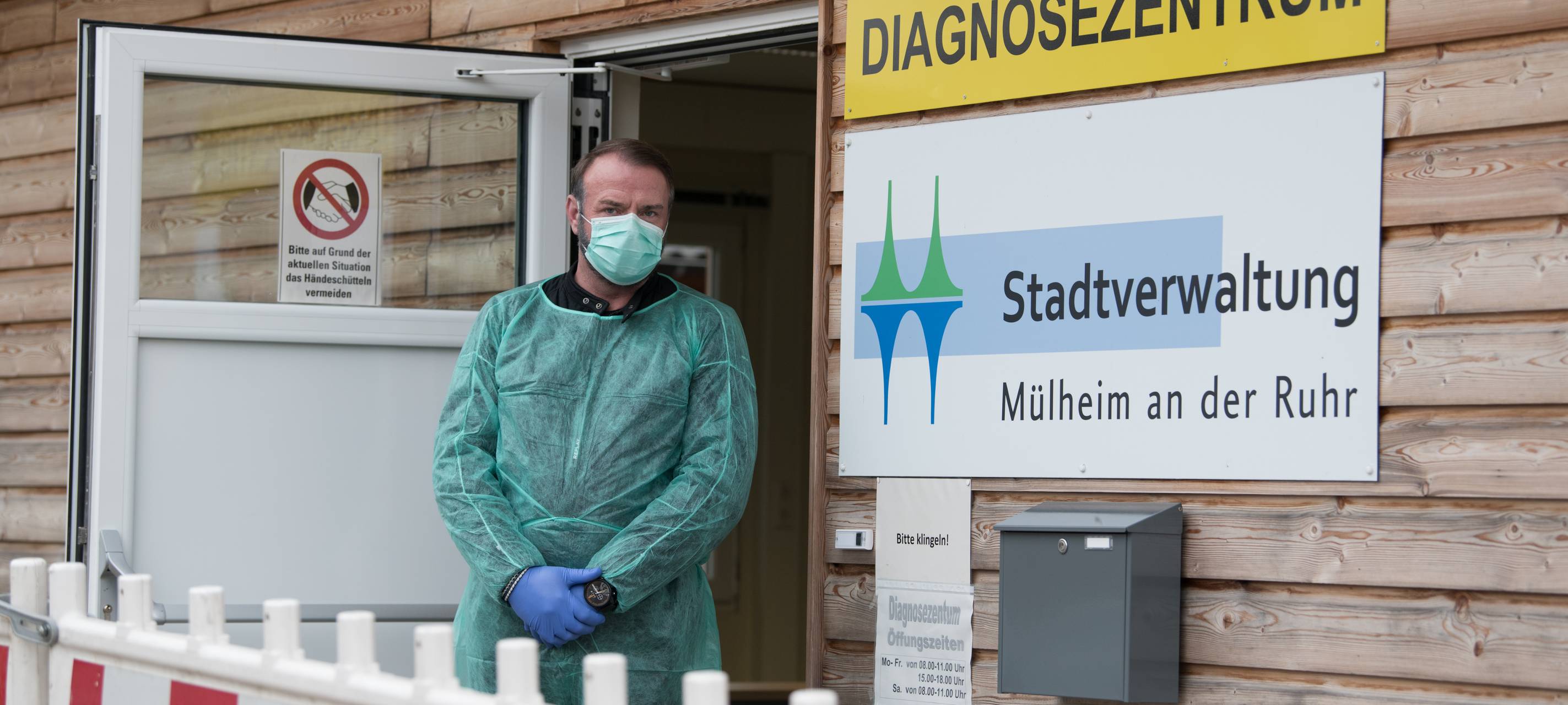 Mülheim testet Lehrer, Erzieher und Reiserückkehrer