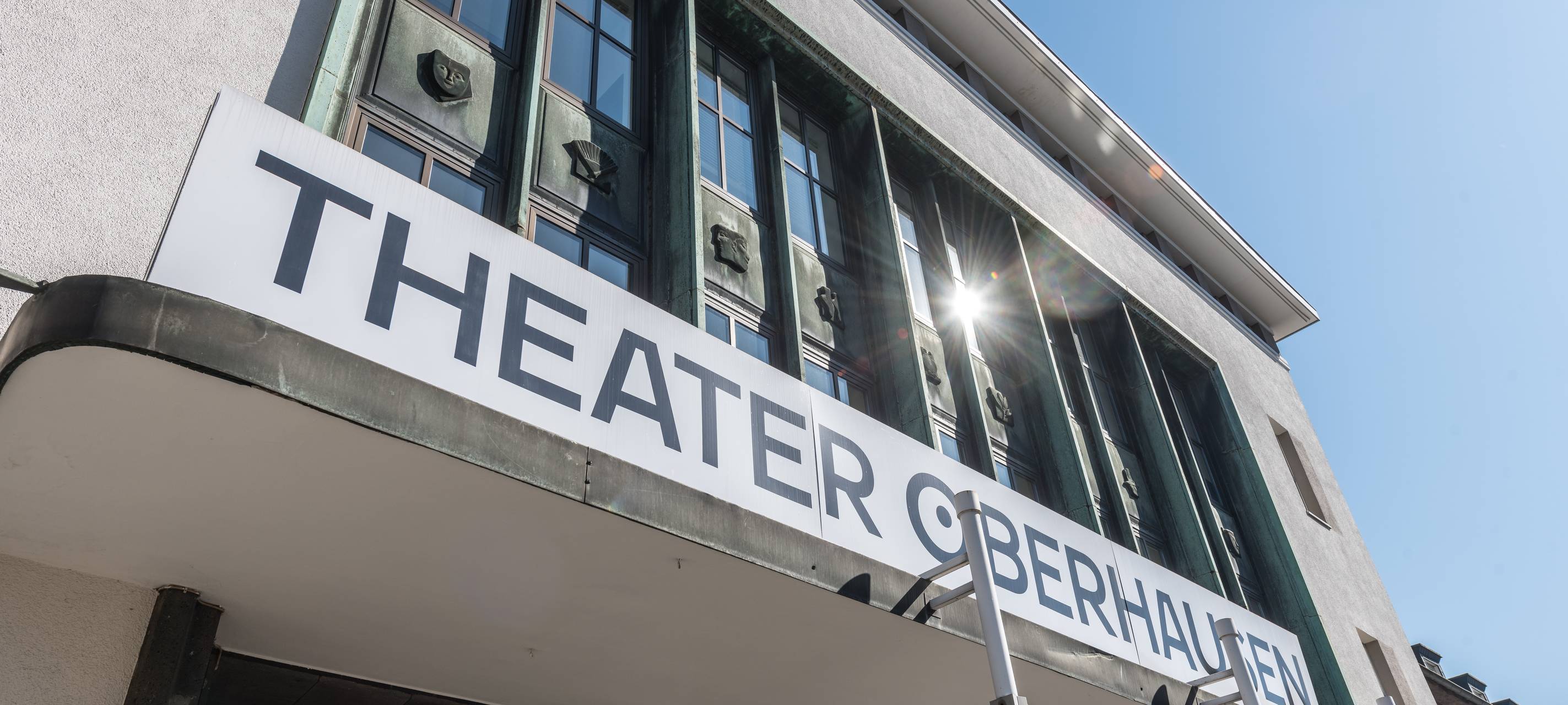 Theater-Ticket wird zur Fahrkarte