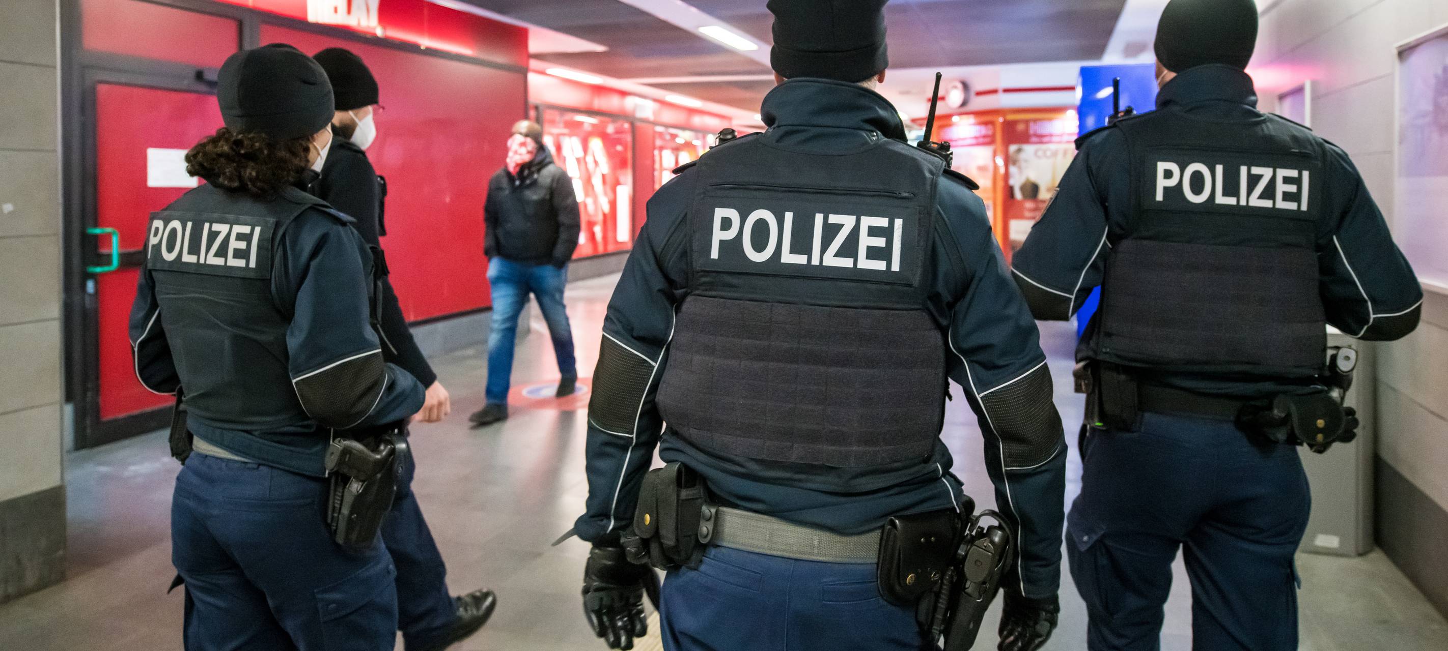 Polizei kündigt neue Waffen-Kontrollen an