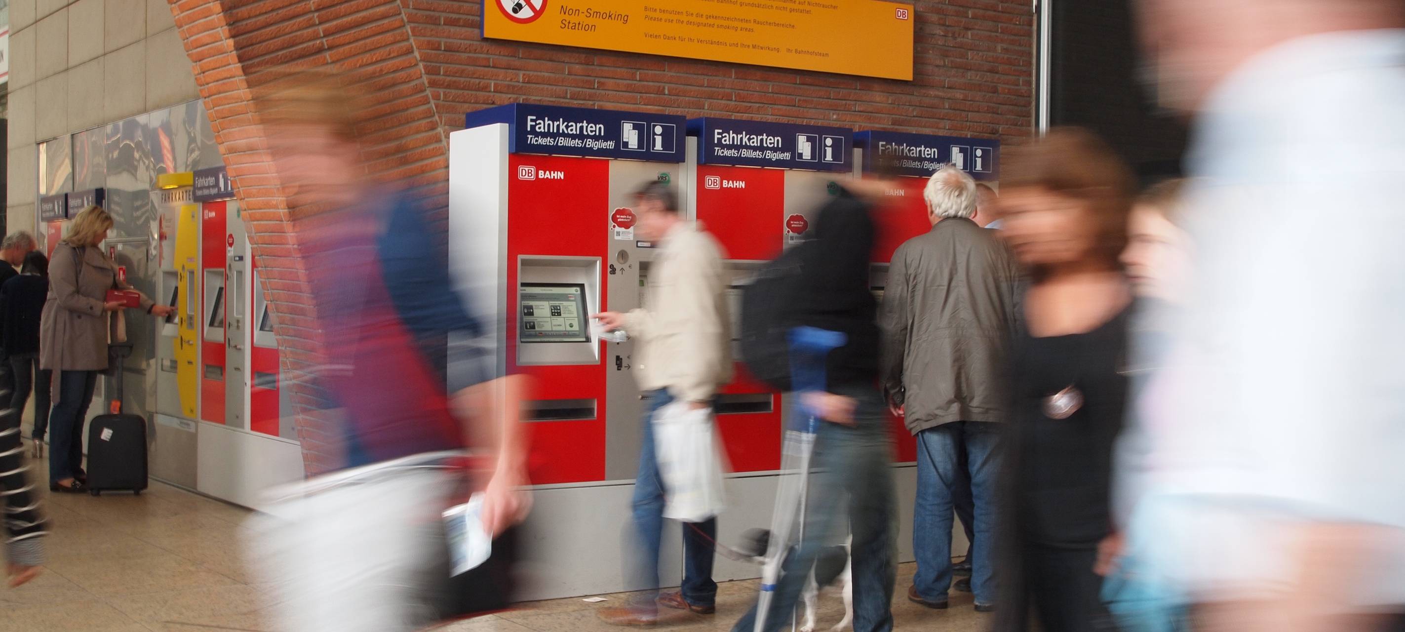 Werbung angelaufen: Wie komme ich in NRW ans Deutschlandticket?