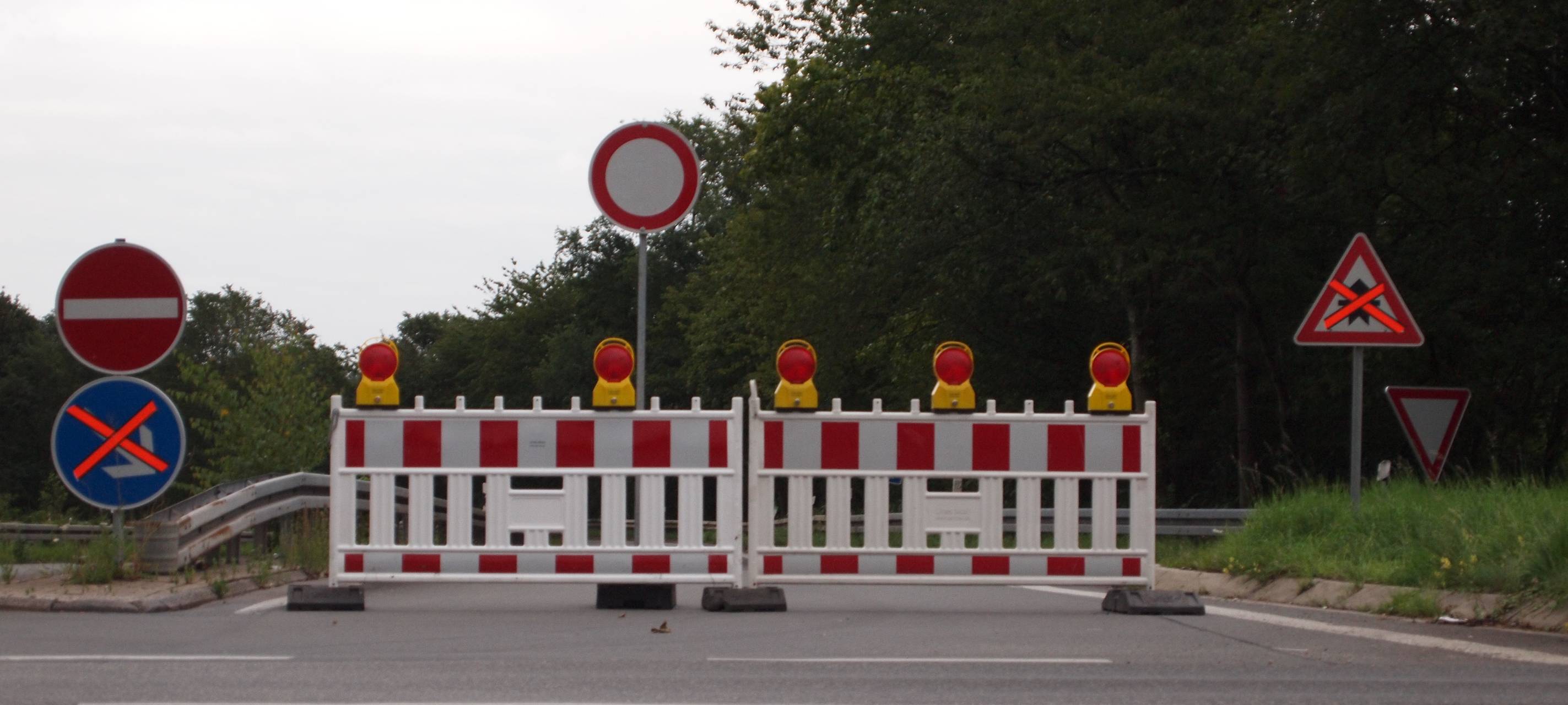 A42-Auffahrt kurzzeitig gesperrt