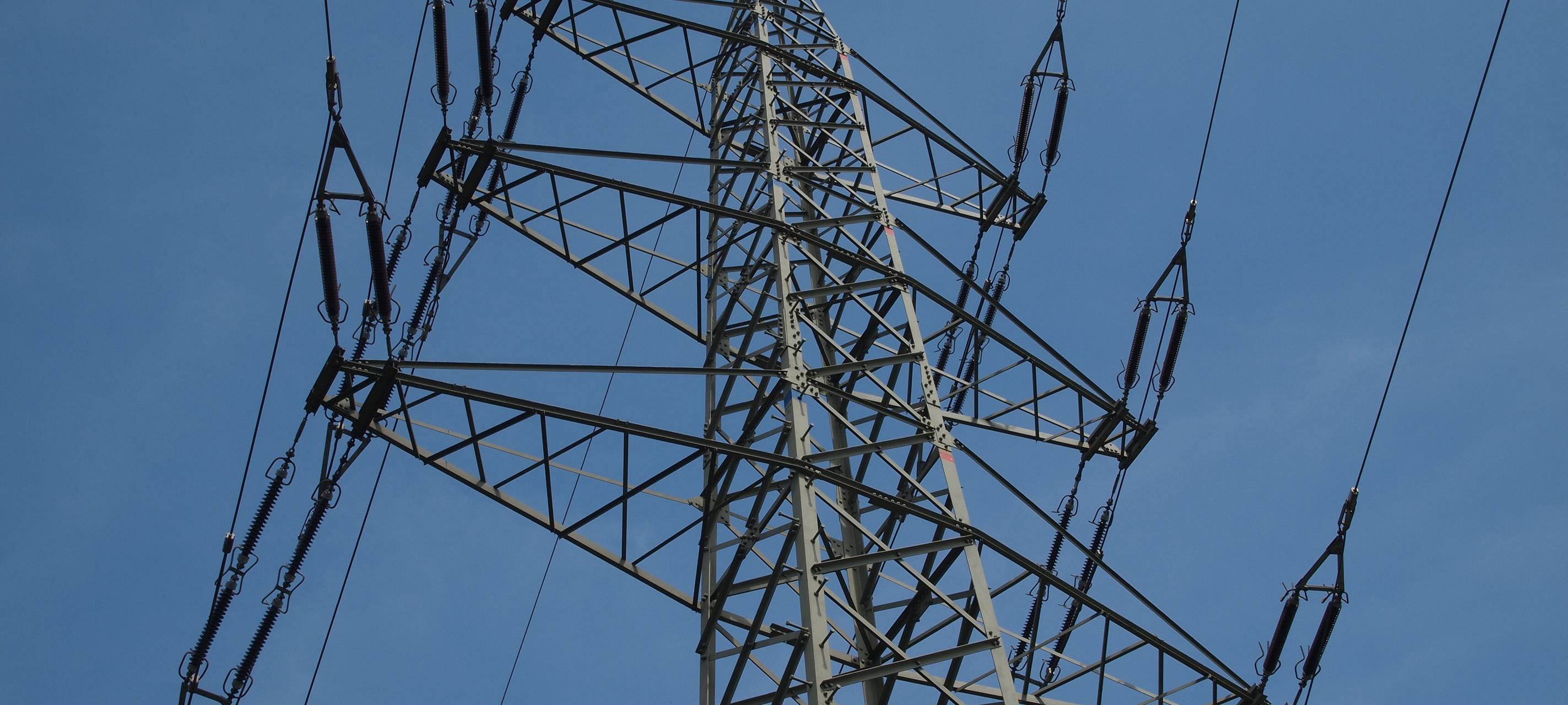 Viele Haushalte vorübergehend ohne Strom