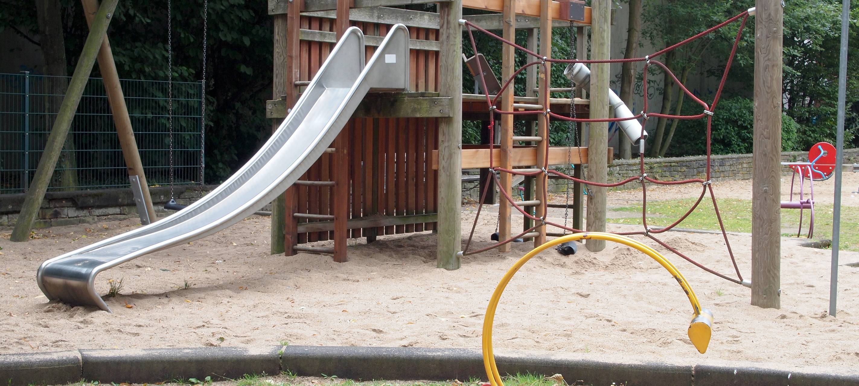 Neue Corona-Regeln: Maskenpflicht auf Spielplätzen