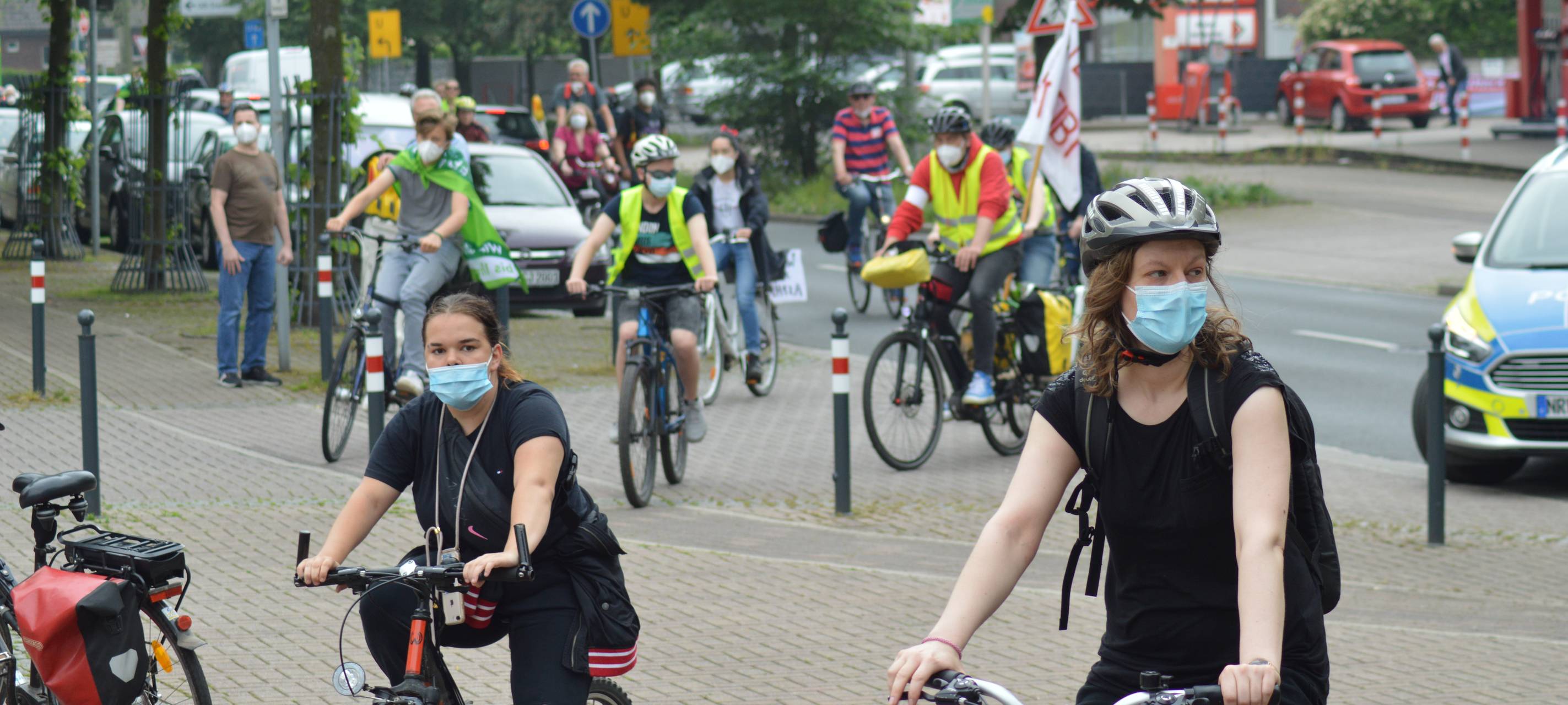 Fahrraddemo gegen Ausbaupläne