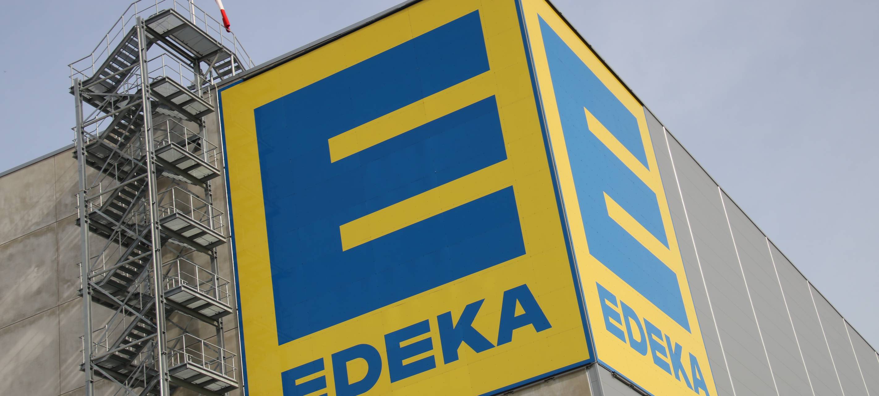 Neues Edeka-Lager nimmt Betrieb auf