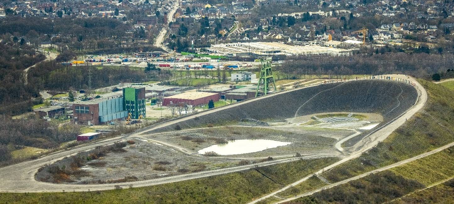 Halde Haniel: Bergarena wird platt gemacht