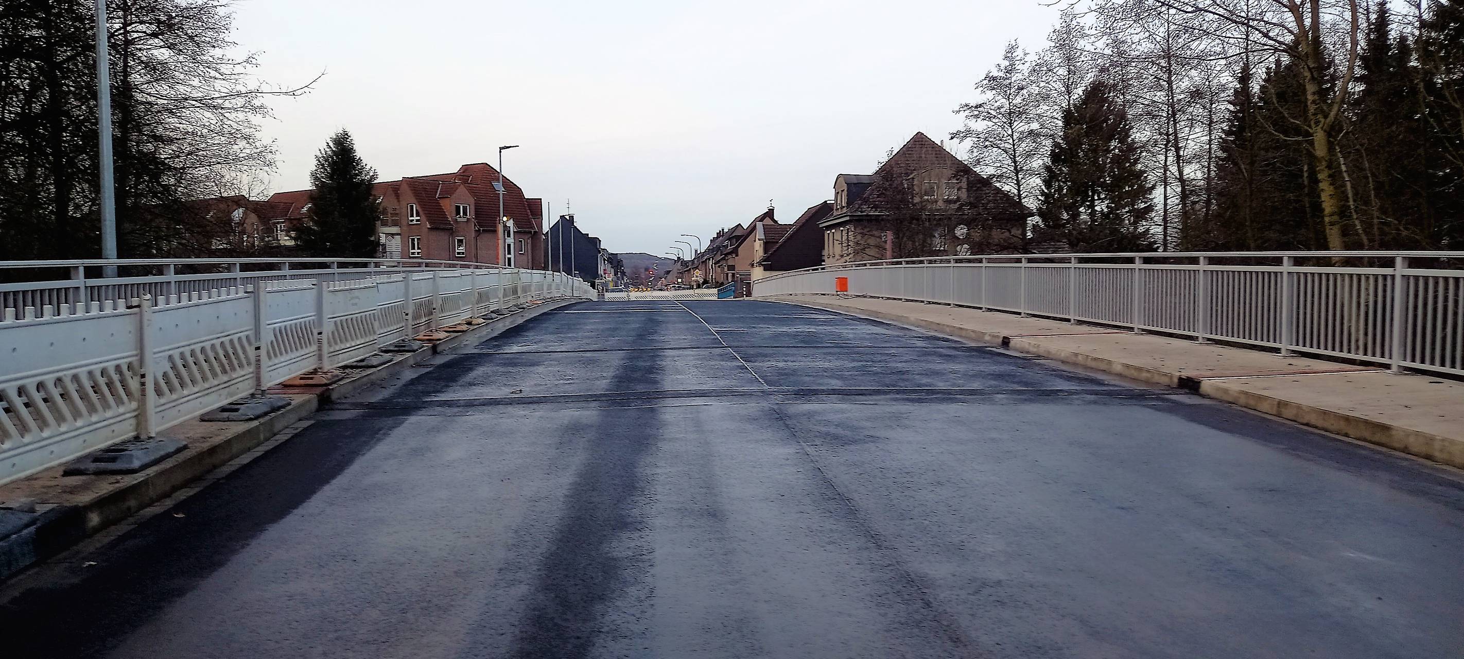 Gesperrte Brücke wird freigegeben