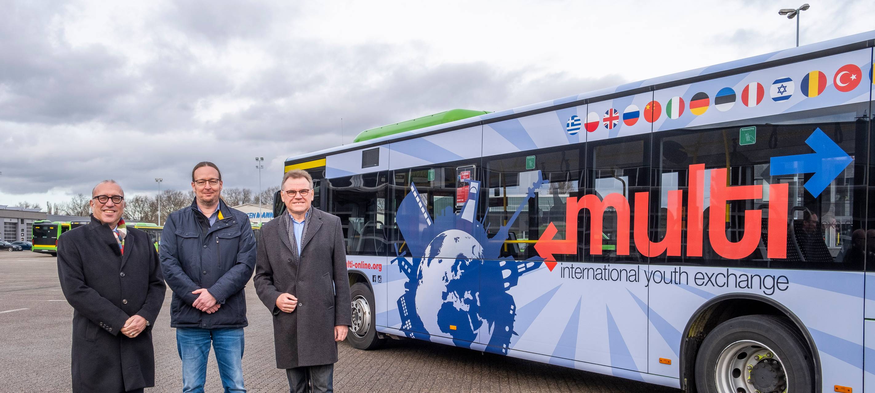 MULTI Bus auf Tour