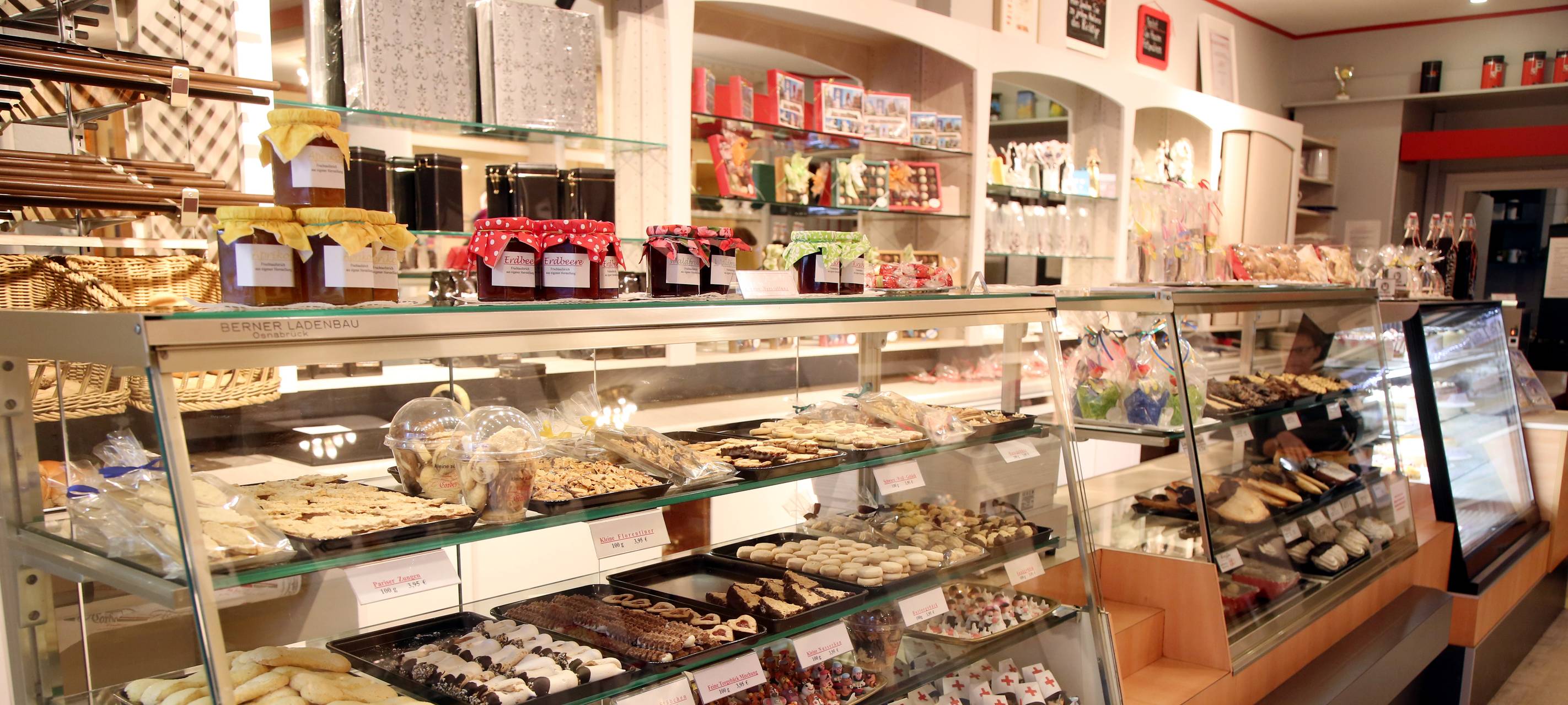 Sterkrade: 2G-Bändchen sollen Shoppen erleichtern