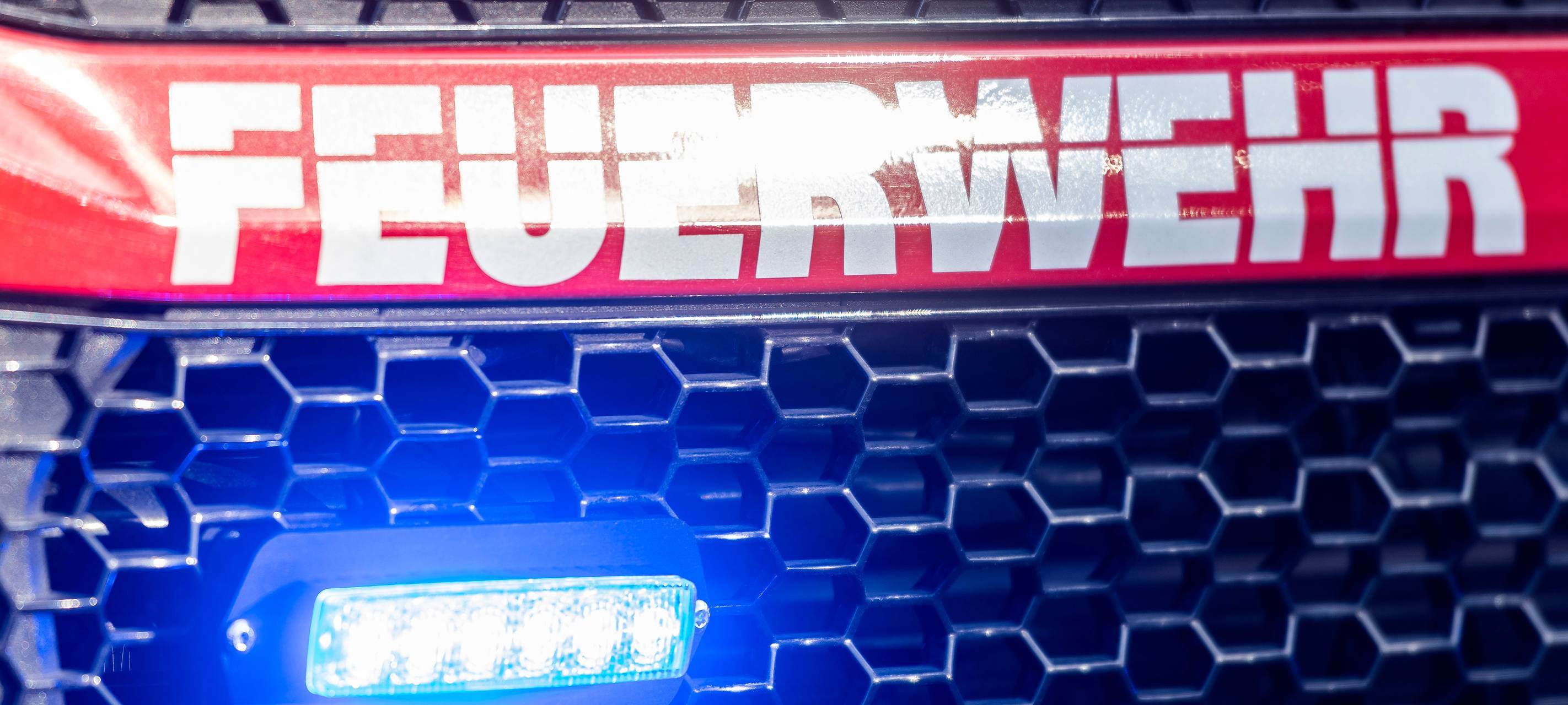 Böschungsbrand sorgt für Streckensperrung