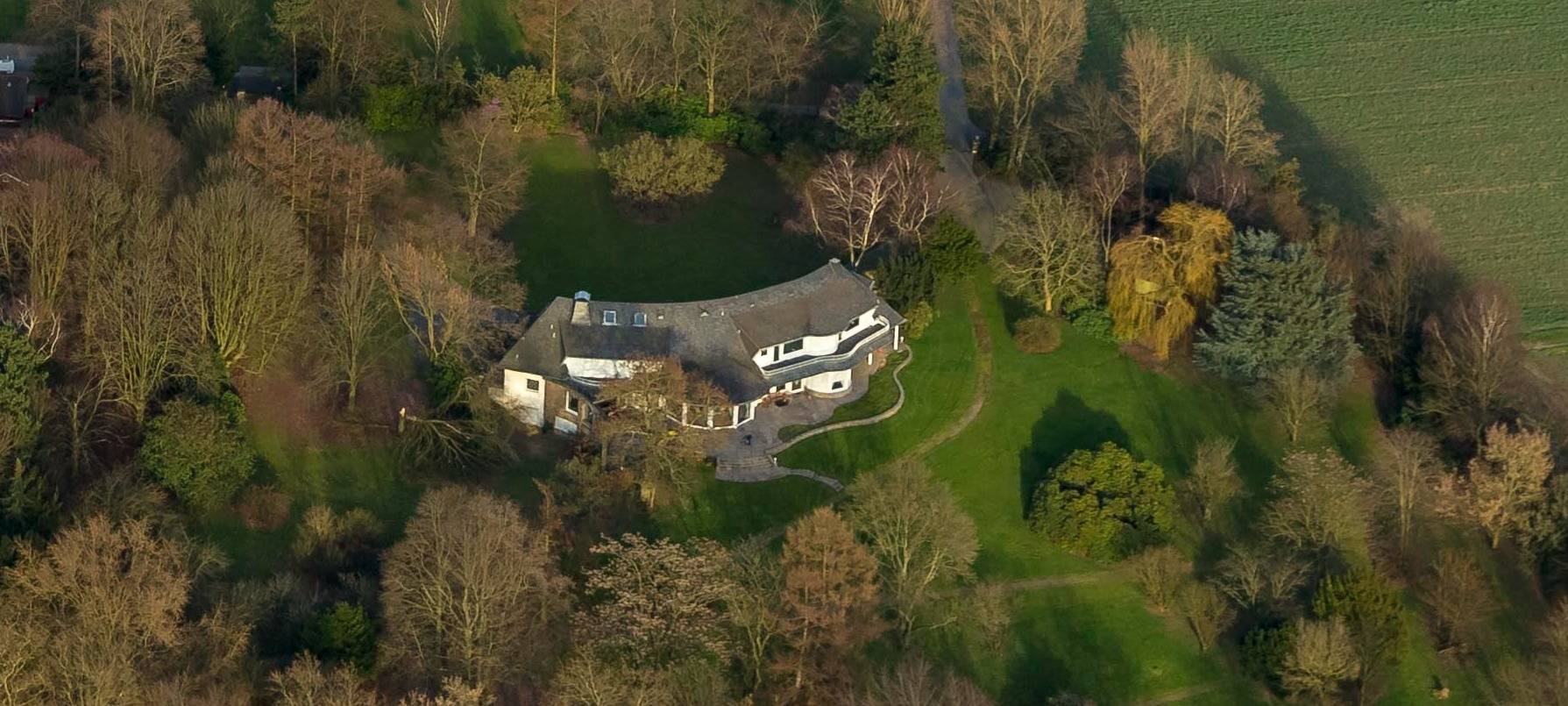 Villa von Modeunternehmer kommt unter den Hammer