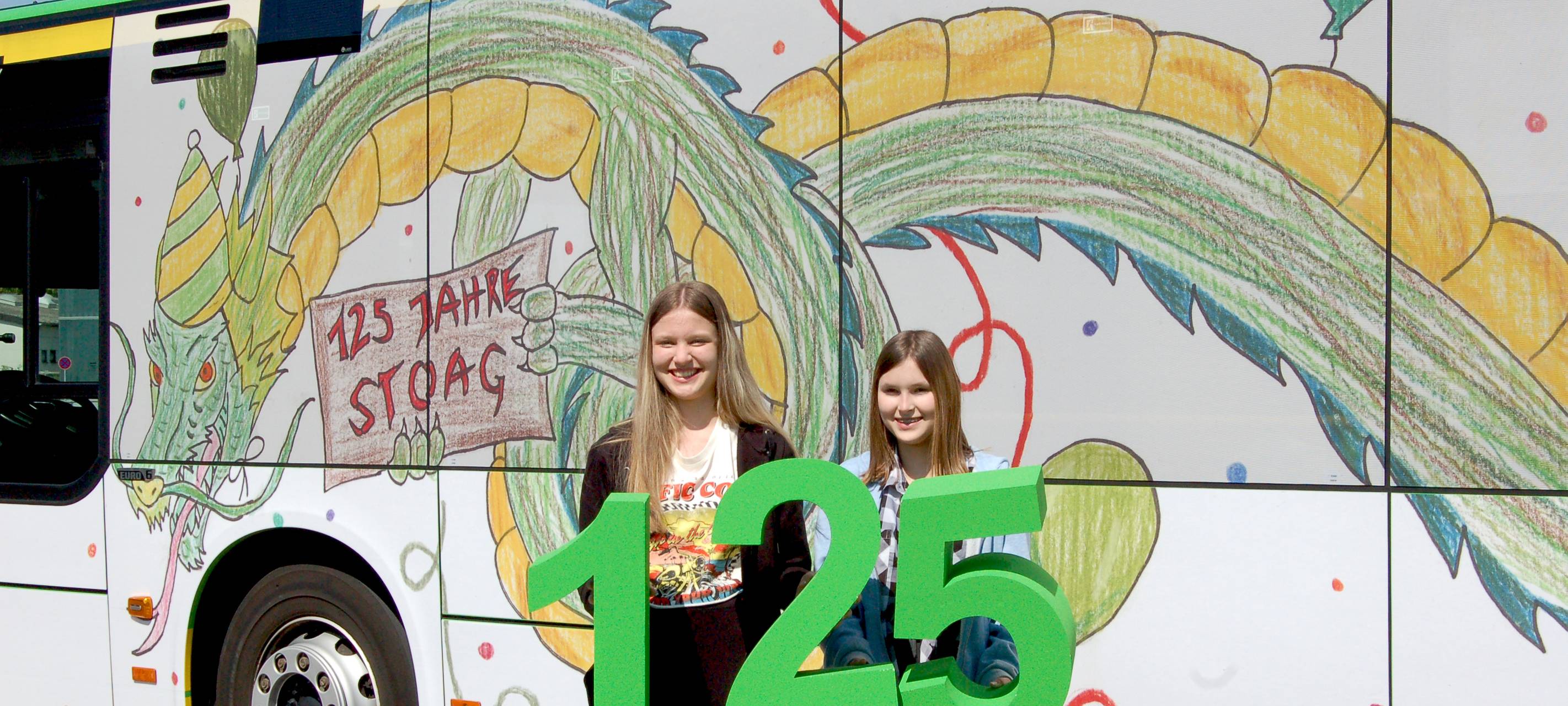 Schüler entwerfen Busdesign