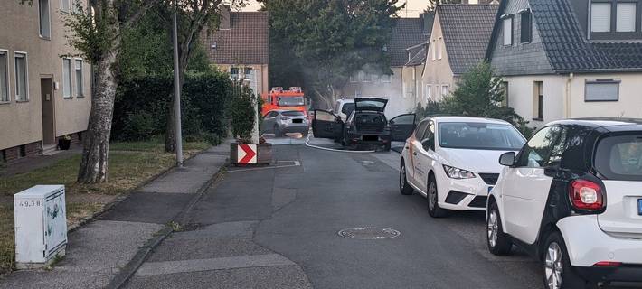 Undichtes Gas-Auto sorgt für zwölfstündigen Einsatz