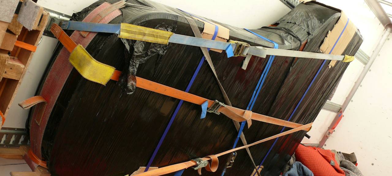 Klaviertasten aus Elfenbein rufen Zoll auf den Plan