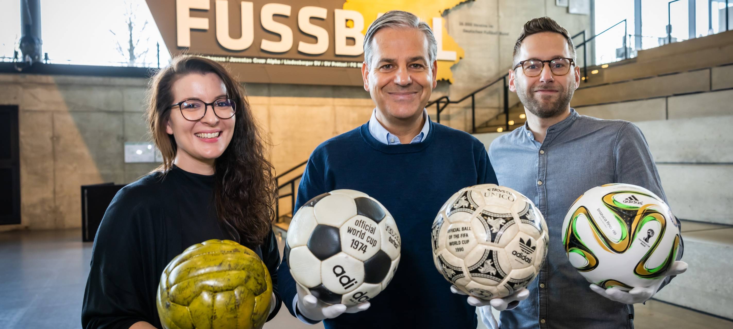 WM-Bälle erzählen Deutsche Geschichte