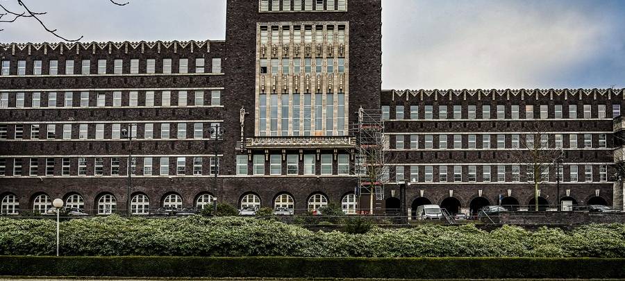 Defekt: Paternoster im Rathaus steht still