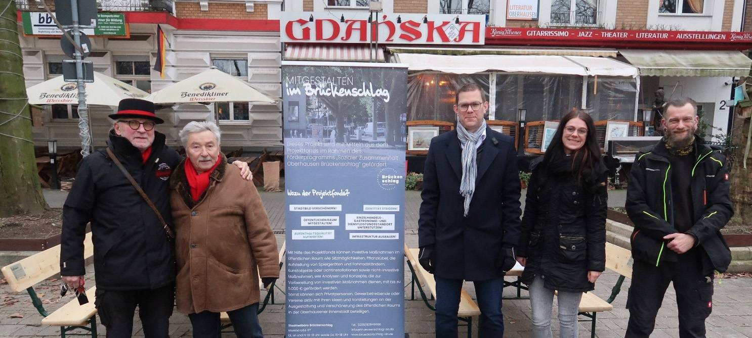 Kostenlose Bierbänke für die Innenstadt