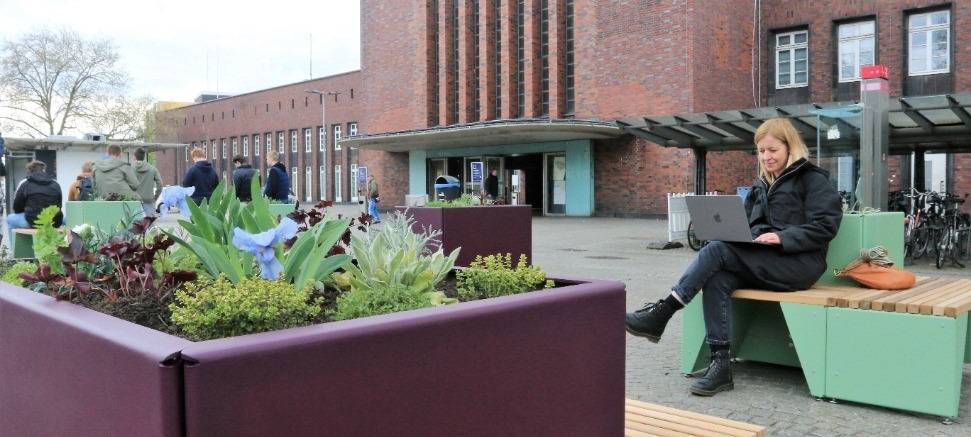 DB verschönert Oberhausener Bahnhofsvorplatz