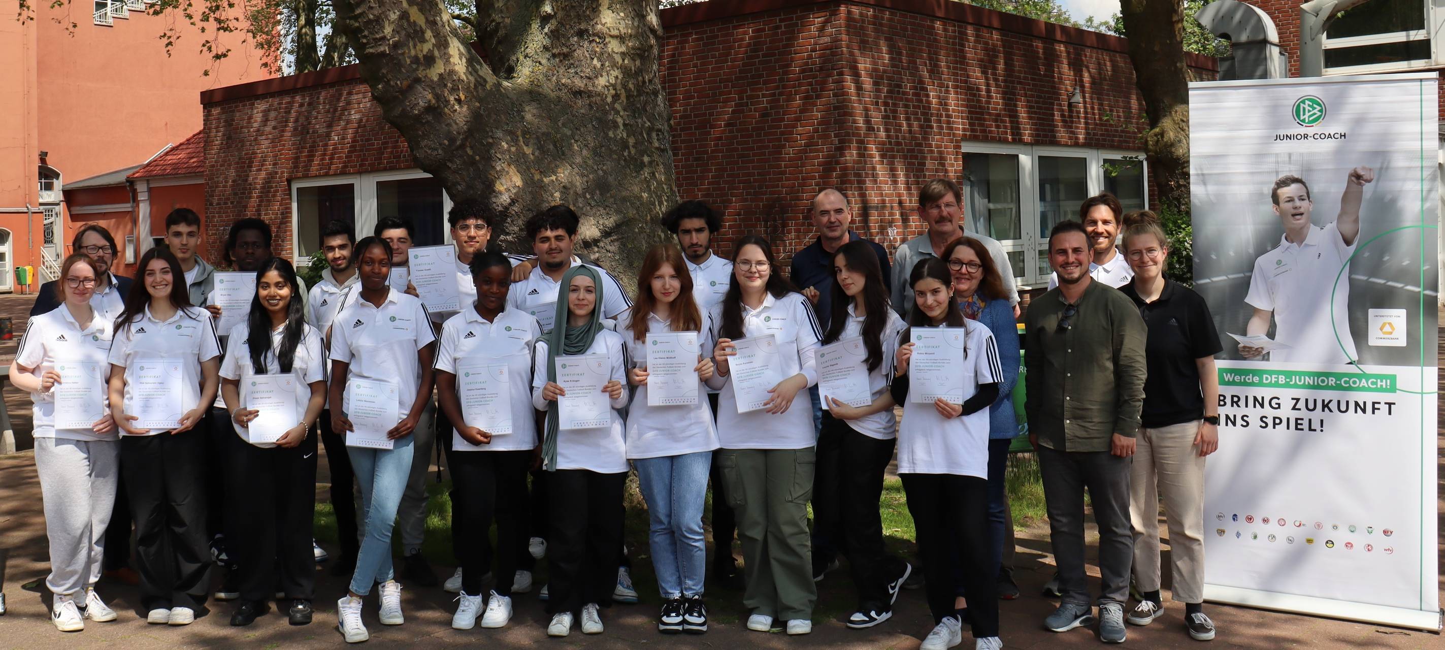 Junior-Coaches haben Ausbildung abgeschlossen