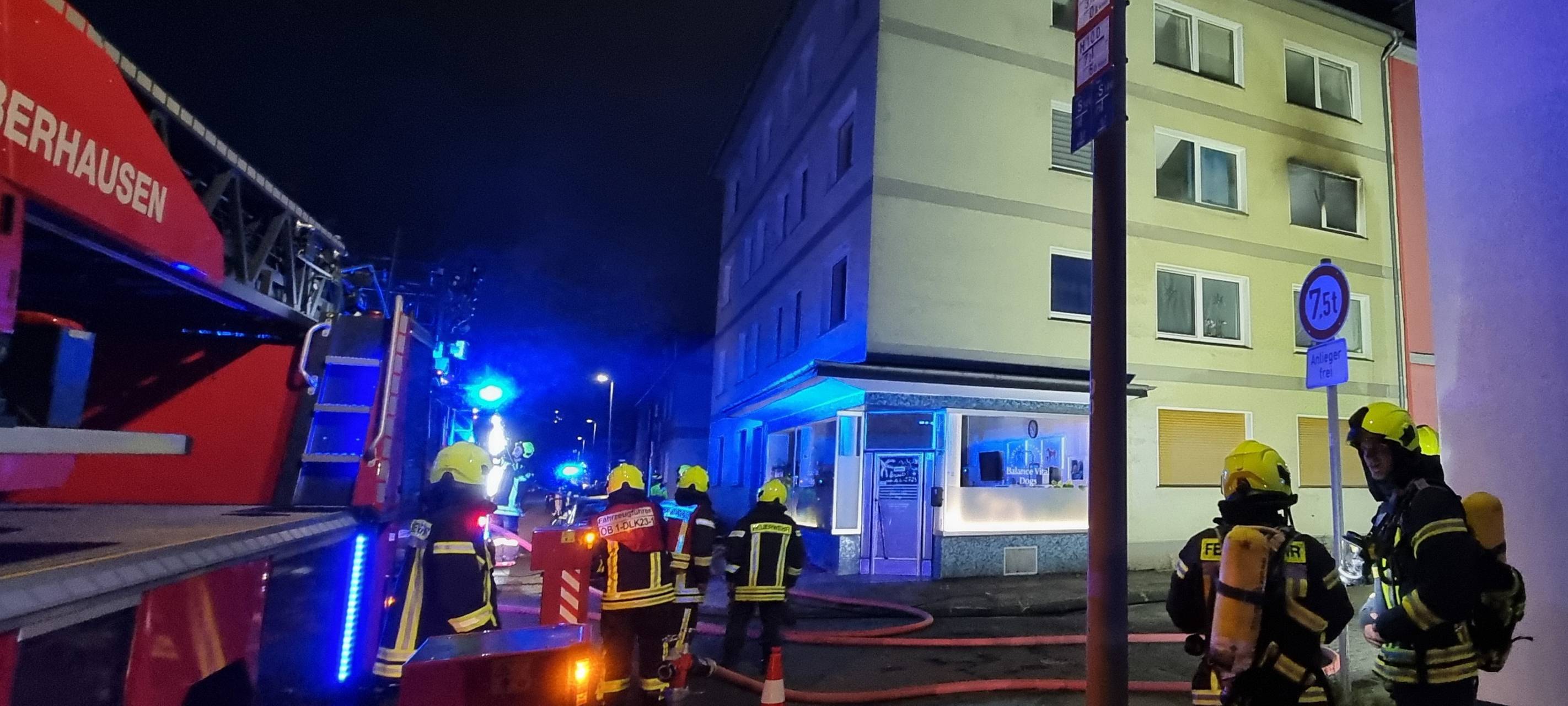 Feuerwehr löscht Brand in der Otilienstraße