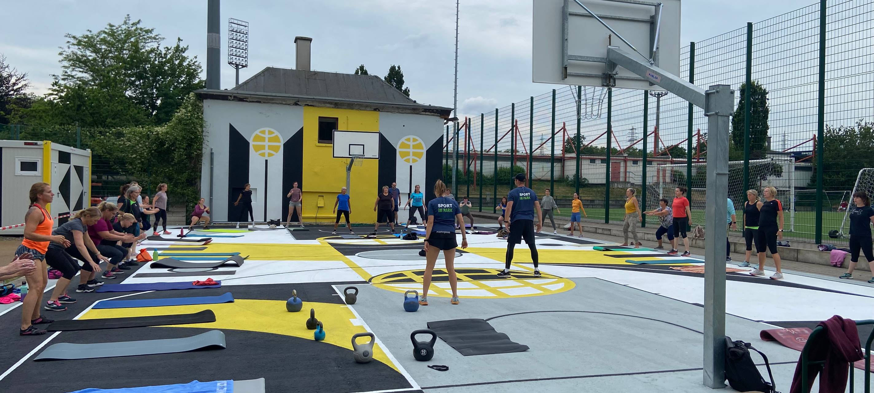 5.800 Menschen bei Sport im Park