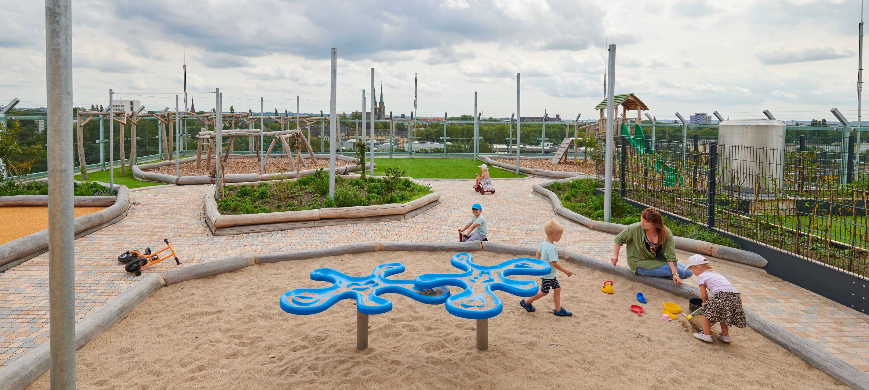 Gehring baut neue Zentrale mit Dach-Kita