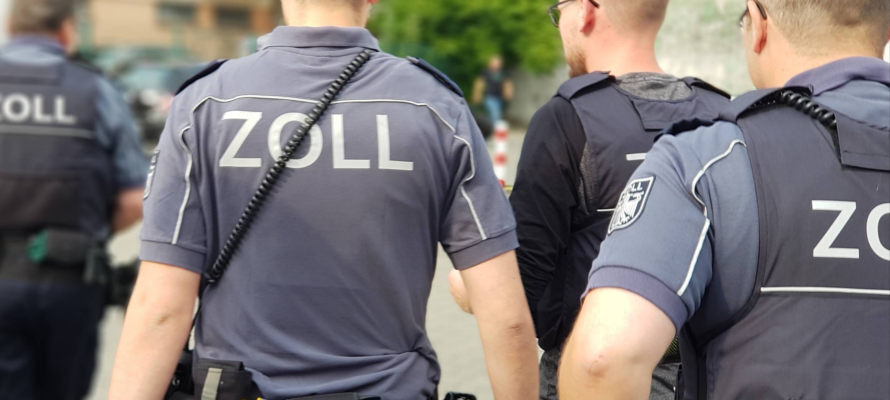 Verdacht: Schwarzarbeit bei Glasfaserausbau