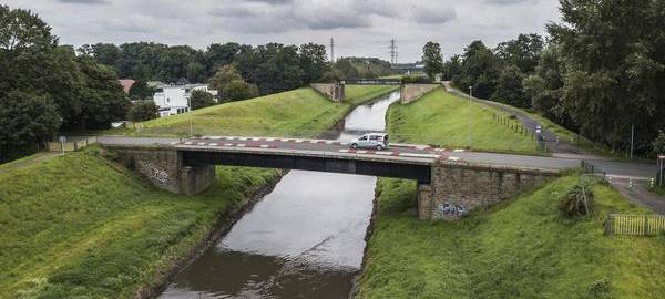 Vier neue Klärbecken sollen Regenwasser der A42 reinigen