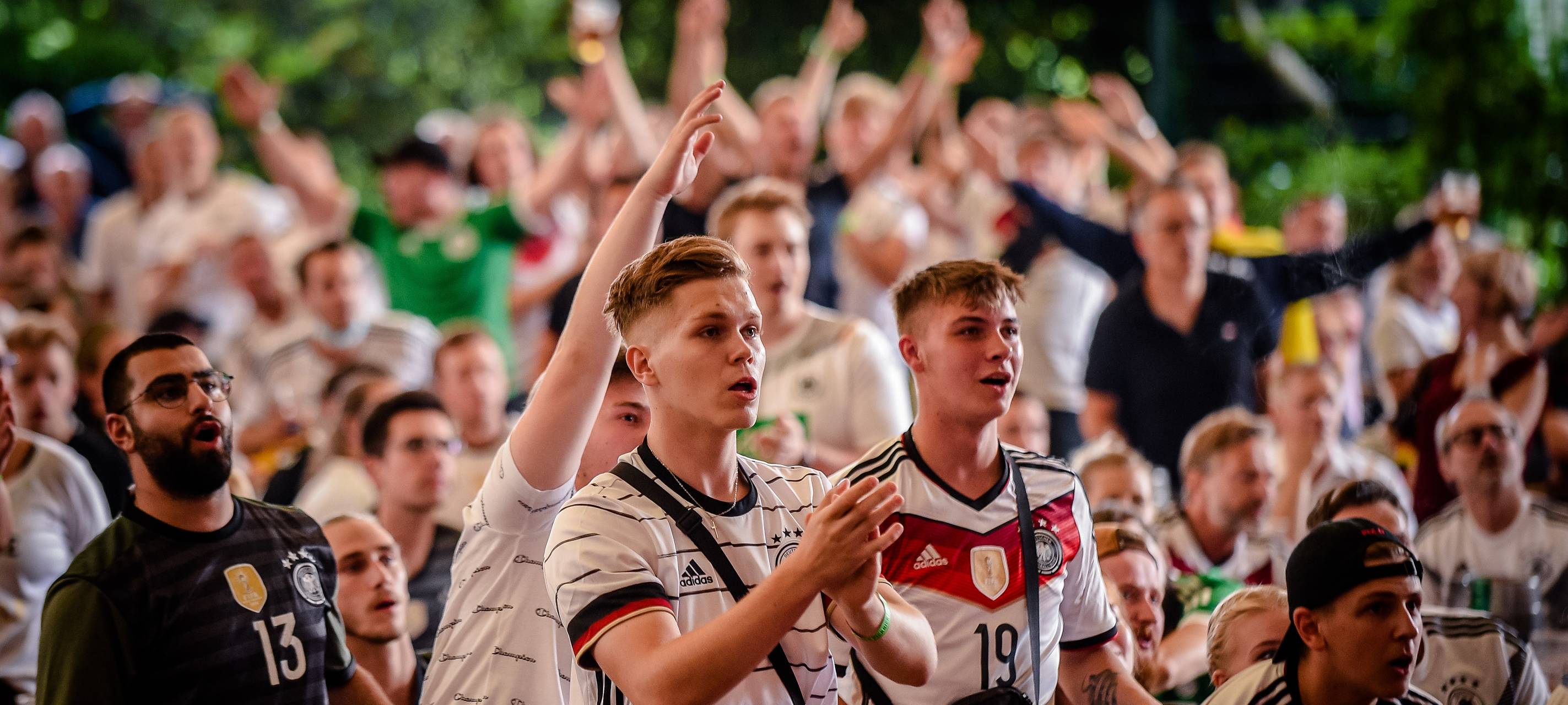 EM-Fanzonen nach Unwetter wieder geöffnet