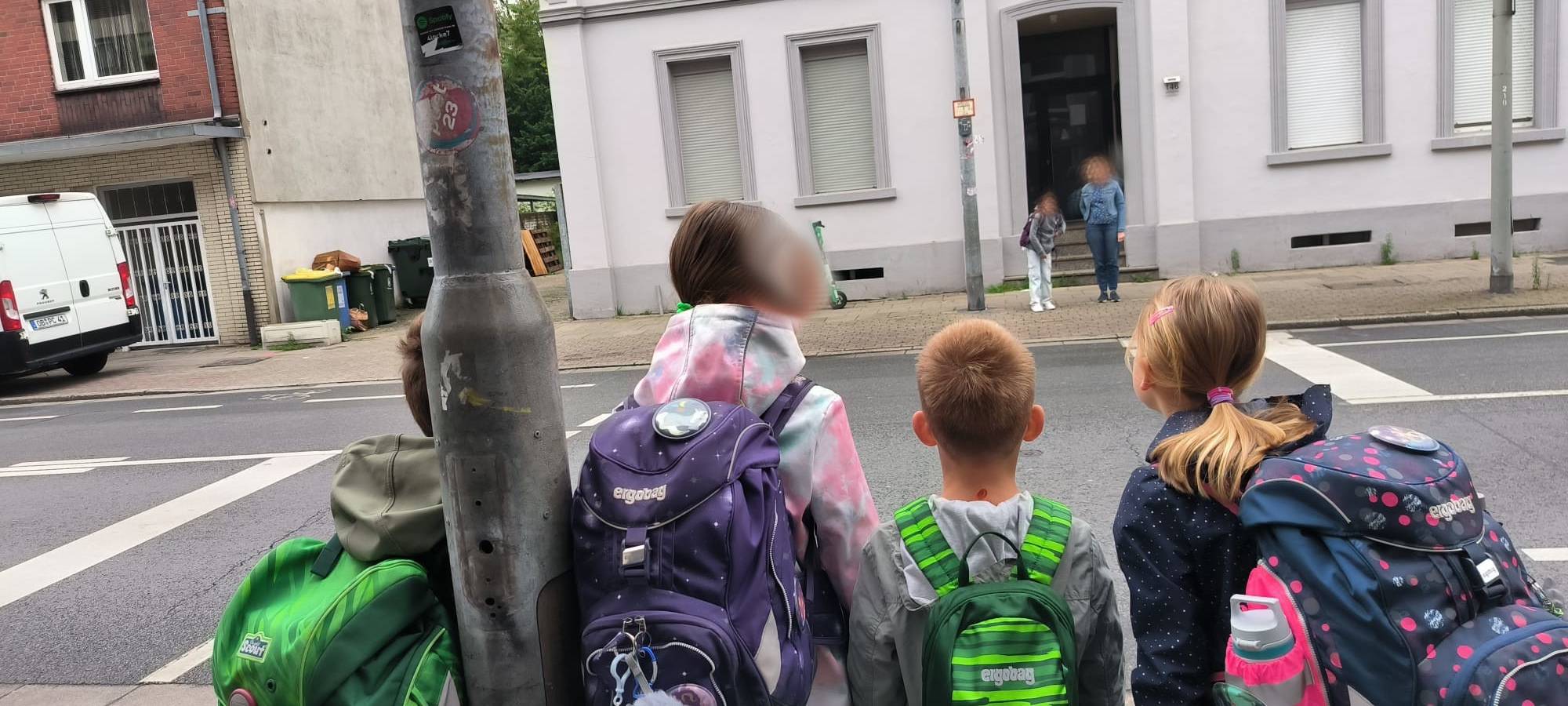 Sicherheit: Fußgängerampel in Styrum abmontiert