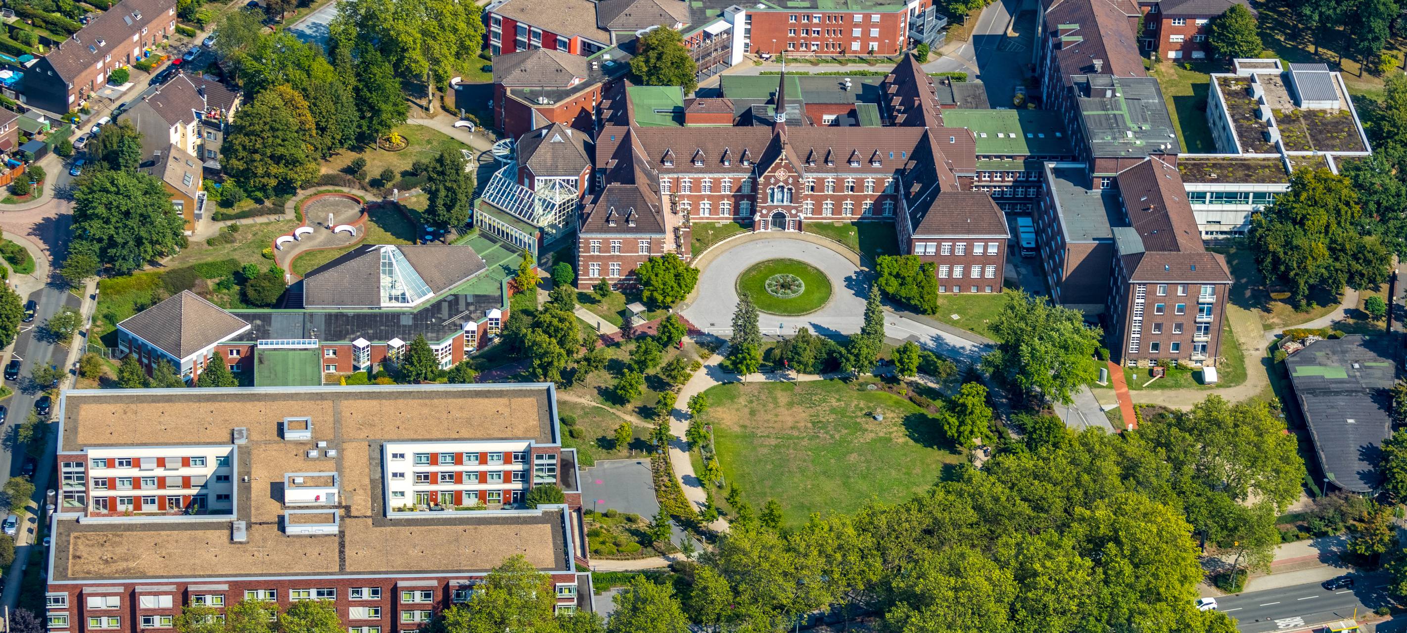 Feuerwehr lobt Krankenhaus-Personal in Sterkrade