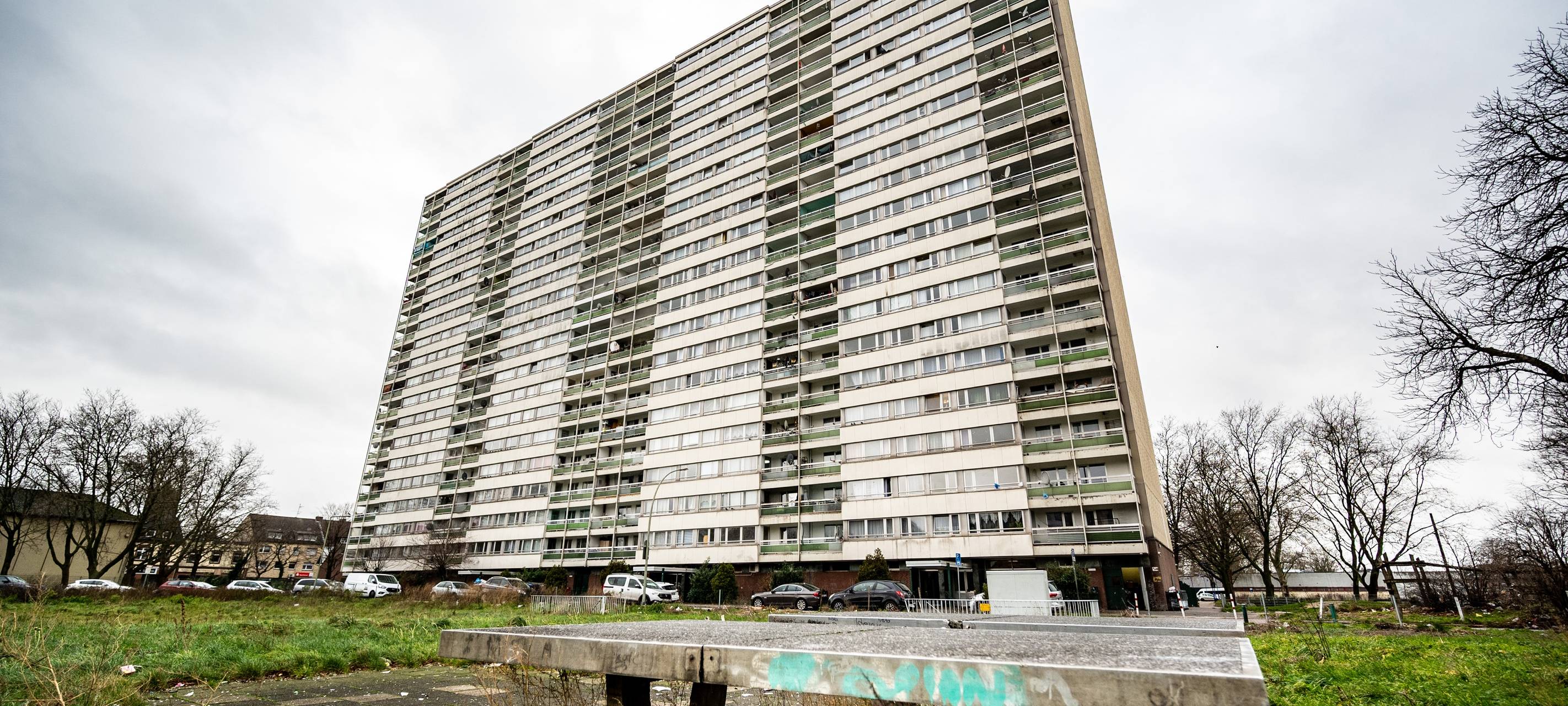 Zu bedrohlich: Keine Paketlieferung mehr an Hochhaus