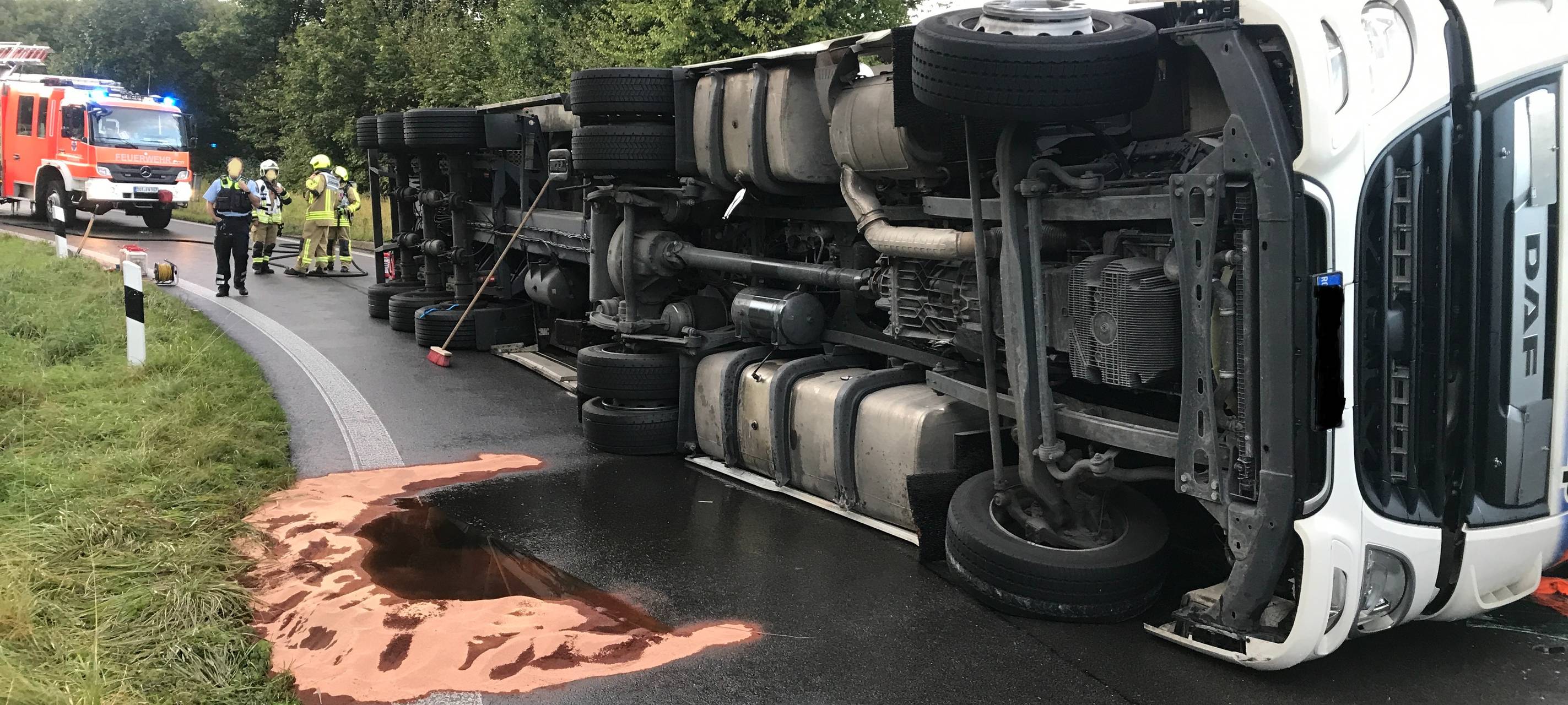 UPDATE: Unfall im Dreieck Bottrop - Probleme mit Diesel